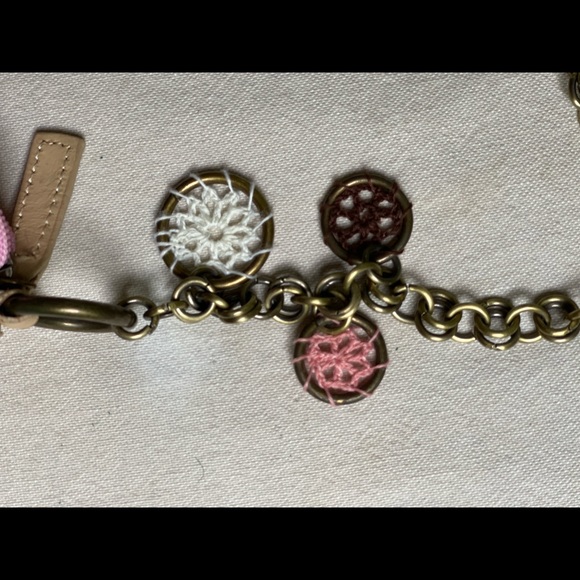 Adrienne Vittadini Straw pink chain basket bag - Picture 5 of 5